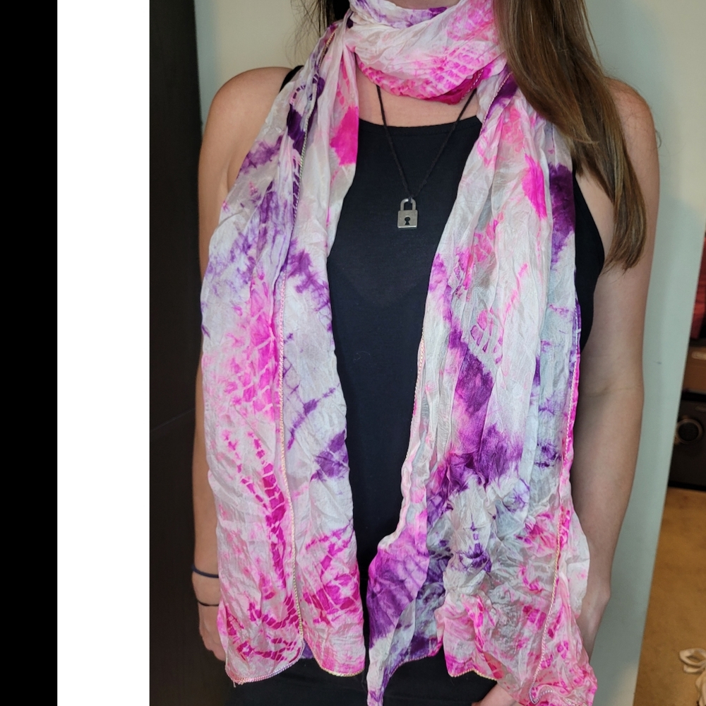 Tiedye scarf